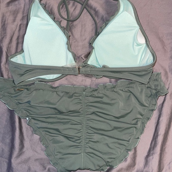 Victoria secret bikini - Picture 2 of 3